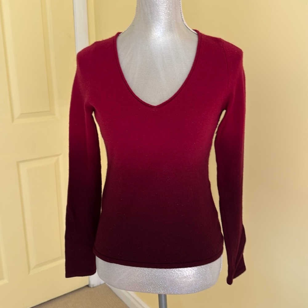 Bloomingdales Sutton Cashmere Sweater